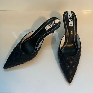 Black Zara Kitten heel, size 38, in excellent condition, worn once
